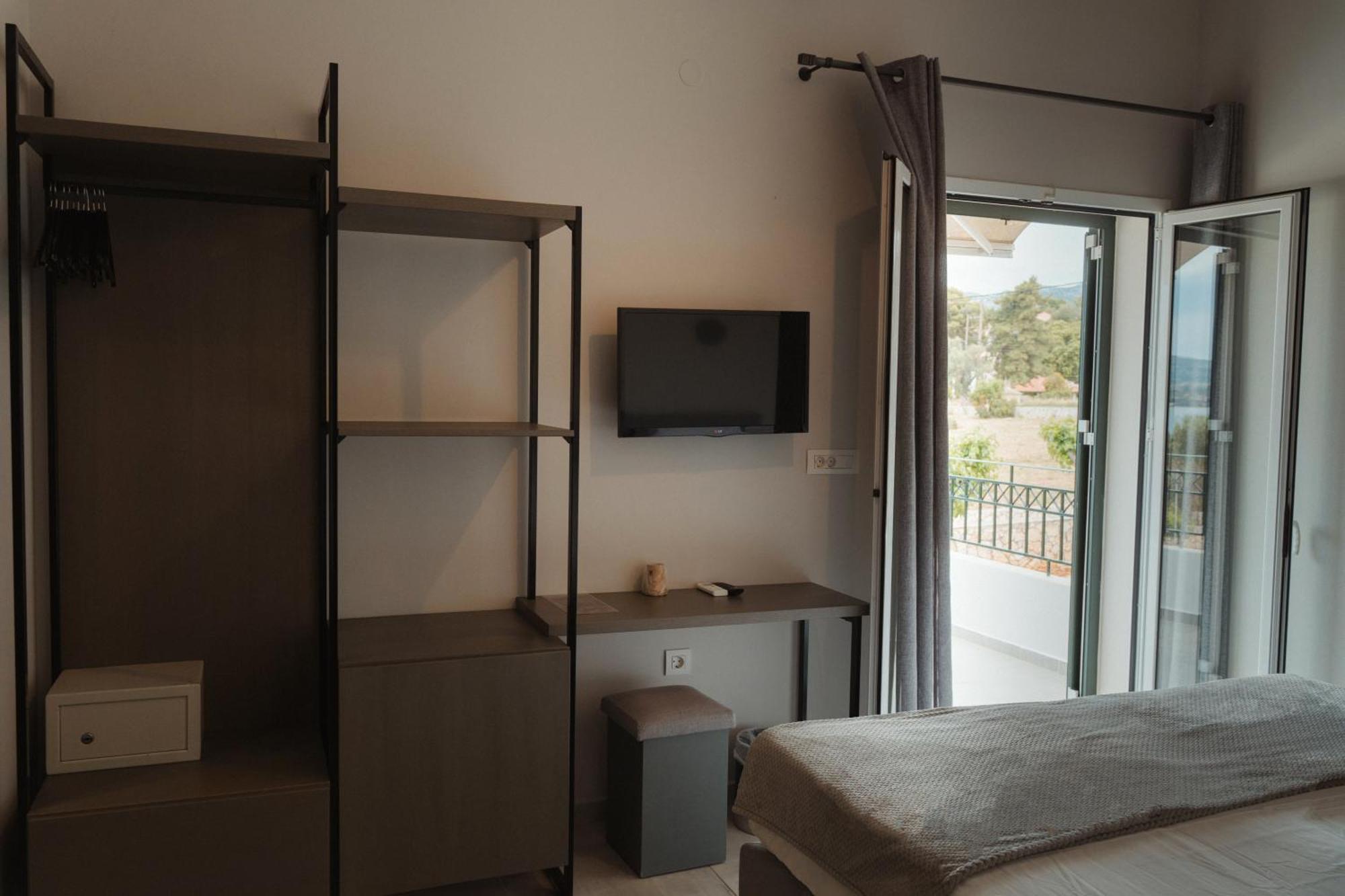Limanaki 3* Argostoli (Kefalonia)