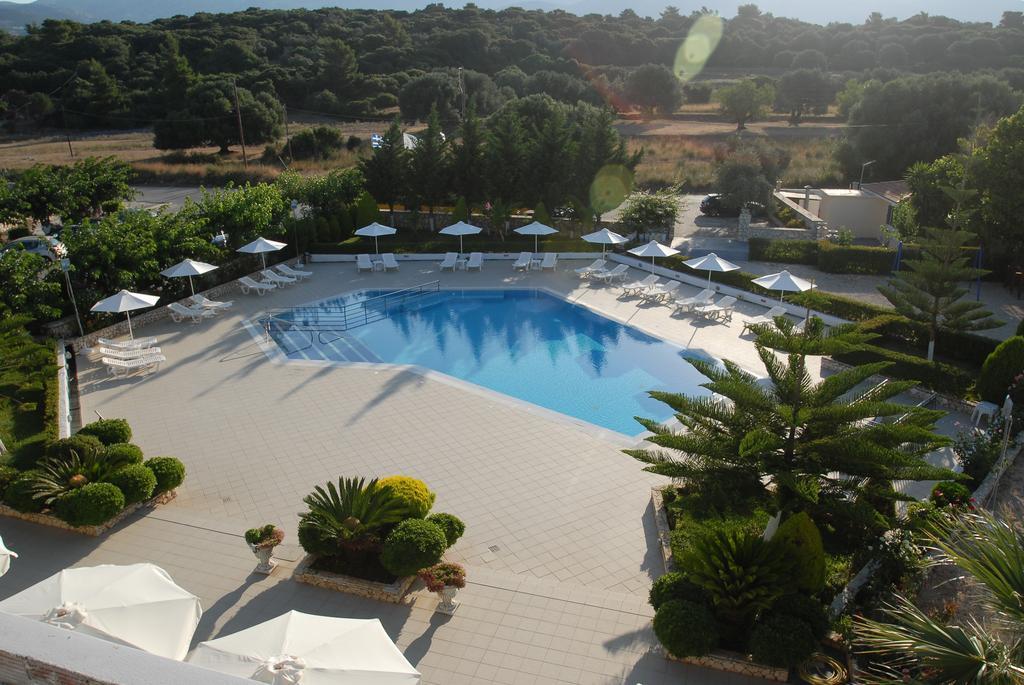 Hotel Limanaki